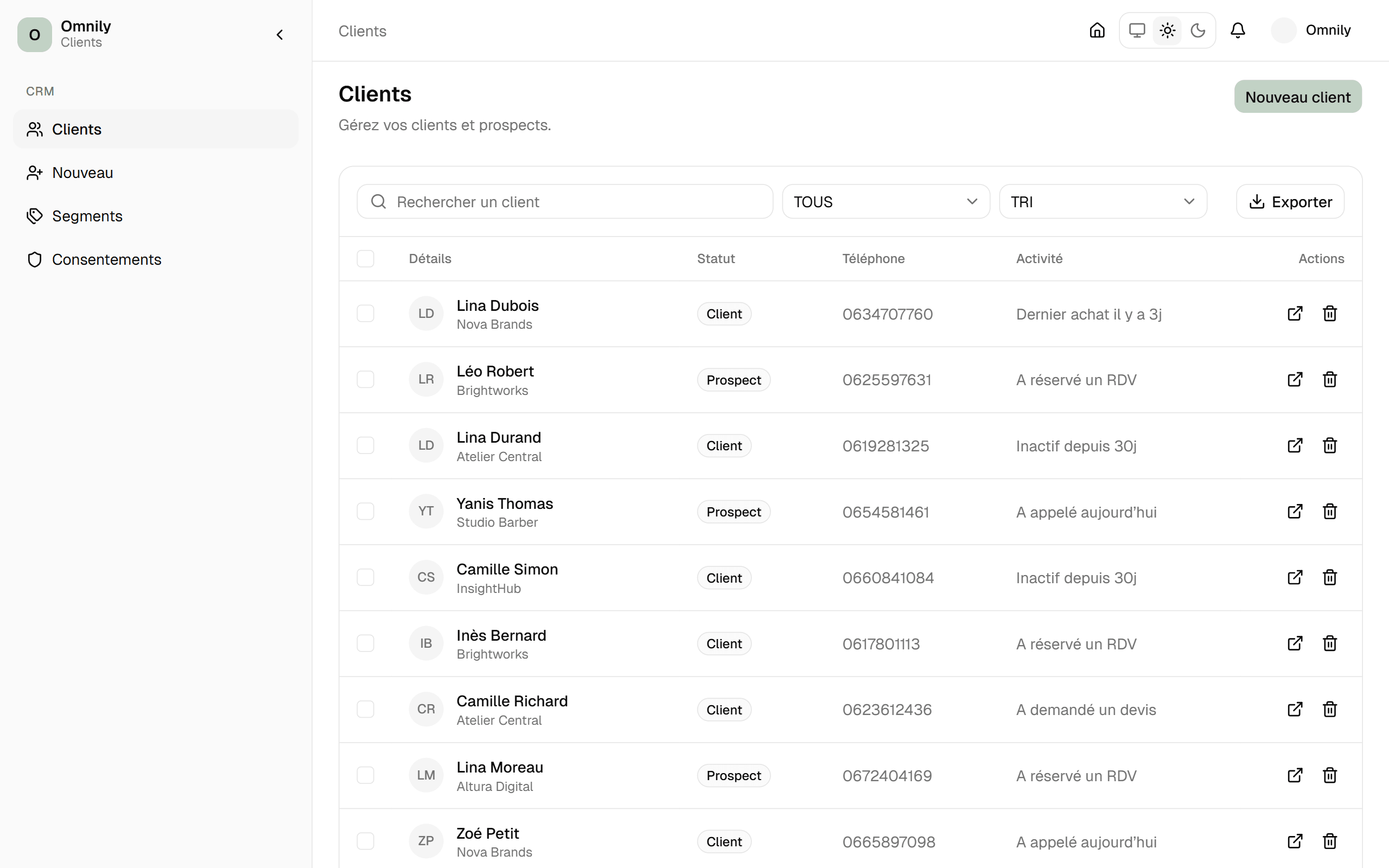 Interface CRM Omnily — gestion des contacts clients